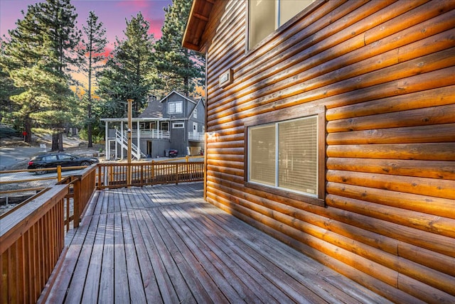 view of deck at dusk