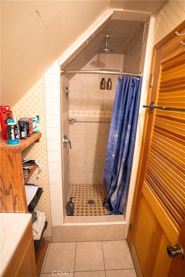 507 Valley Dr, Crestline, CA 92325 - full bathroom featuring tile patterned flooring, a stall shower, and wallpapered walls