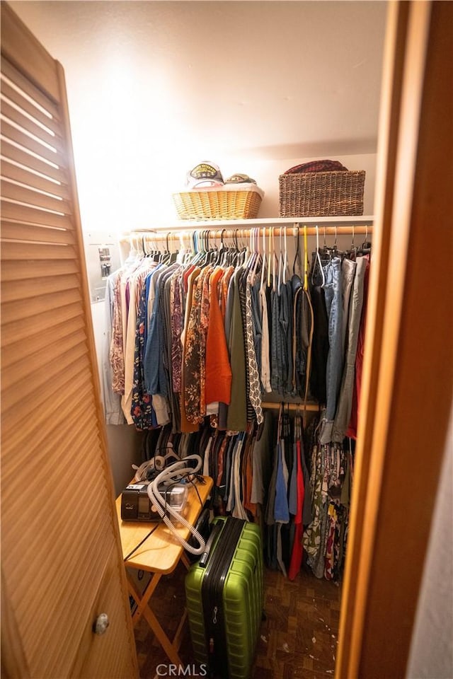 507 Valley Dr, Crestline, CA 92325 - view of walk in closet