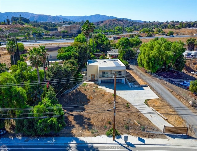 bird's eye view with a mountain view