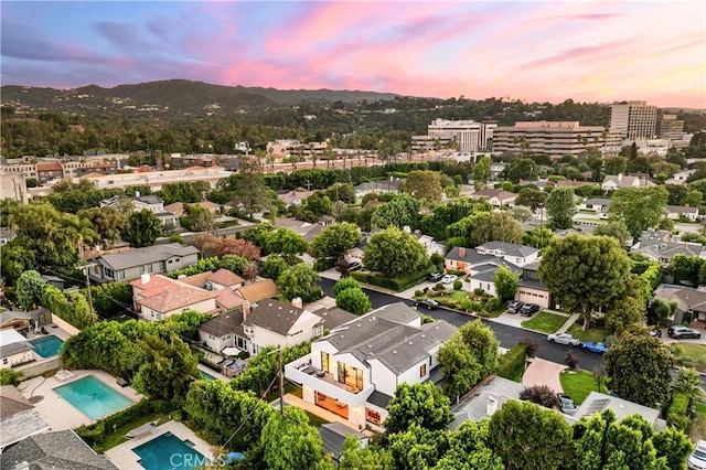 view of aerial view at dusk