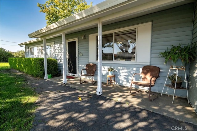 view of patio / terrace featuring covered porch