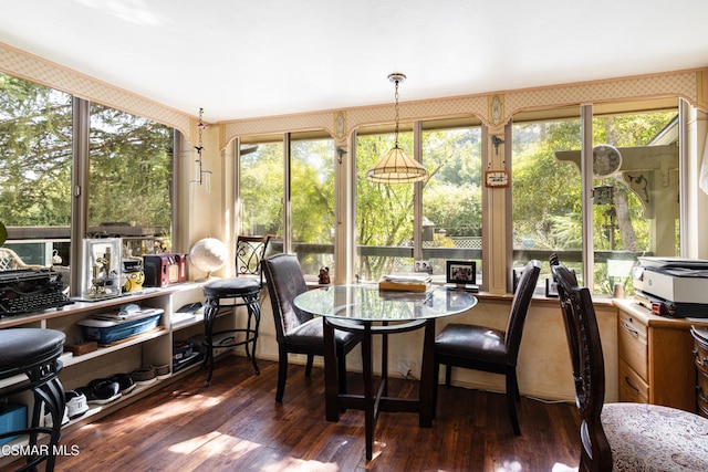 sunroom featuring a healthy amount of sunlight