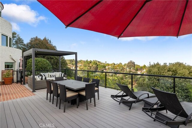 6401 Corsini Pl, Rancho Palos Verdes, CA 90275 - deck featuring an outdoor living space and outdoor dining area
