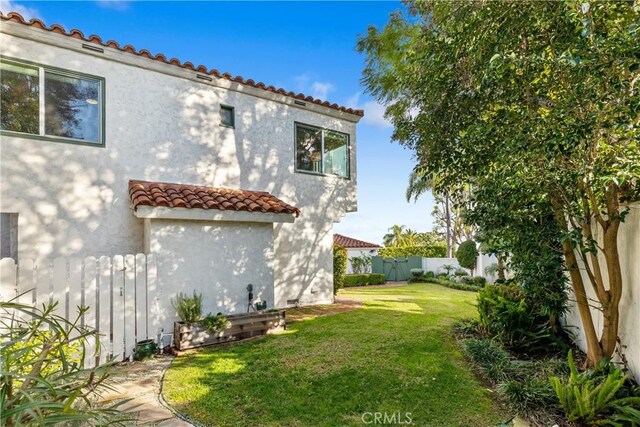 6401 Corsini Pl, Rancho Palos Verdes, CA 90275 - view of yard