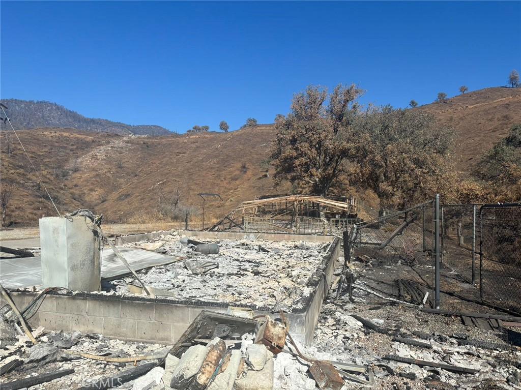 400 Foxtail Canyon Rd, Caliente, CA 93518