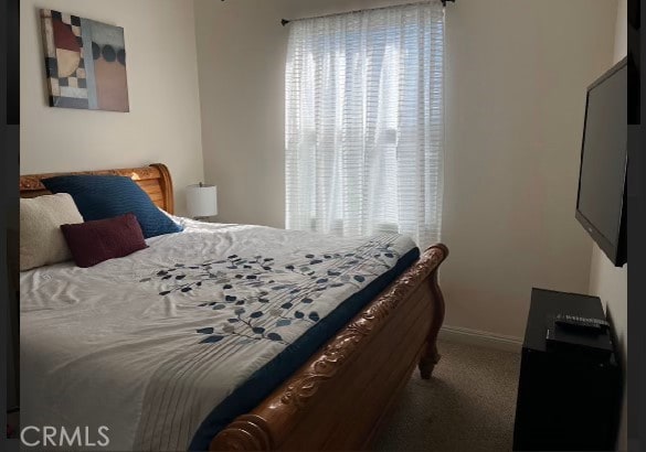 bedroom with carpet flooring