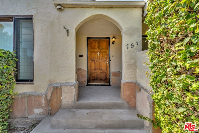 view of doorway to property