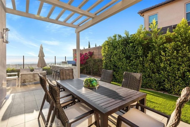 view of patio featuring a pergola