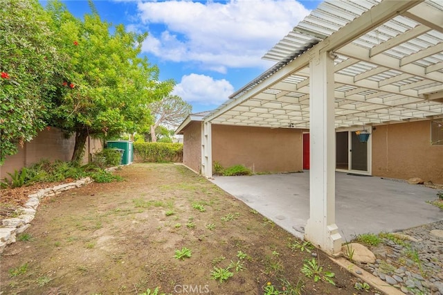 view of yard with a patio area