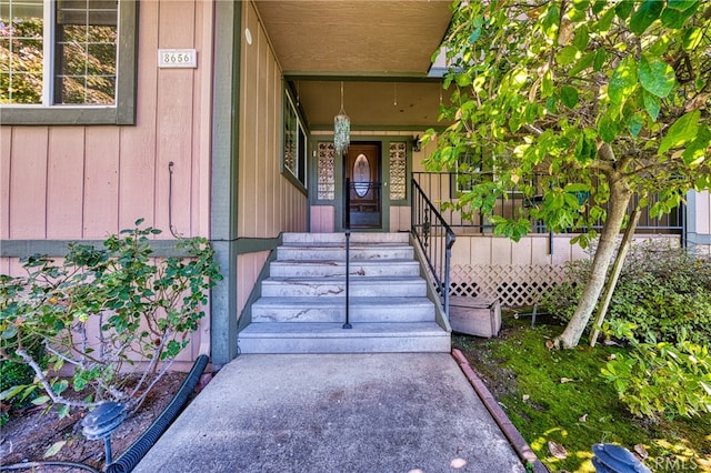 view of property entrance