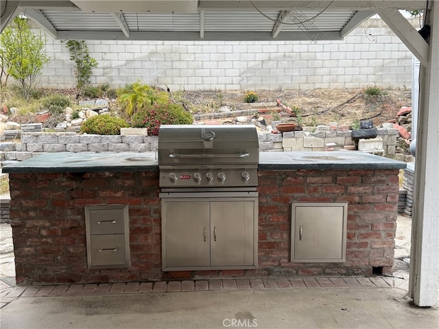 20664 Brana Rd, Riverside, CA 92508 - view of patio