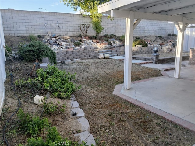 20664 Brana Rd, Riverside, CA 92508 - view of yard featuring a patio