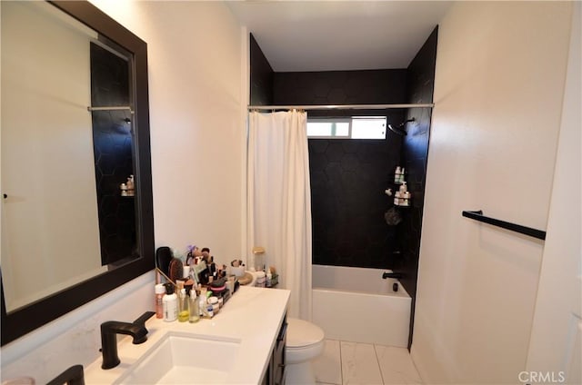 full bathroom with shower / tub combo, vanity, and toilet