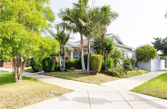 view of front of home with a front yard