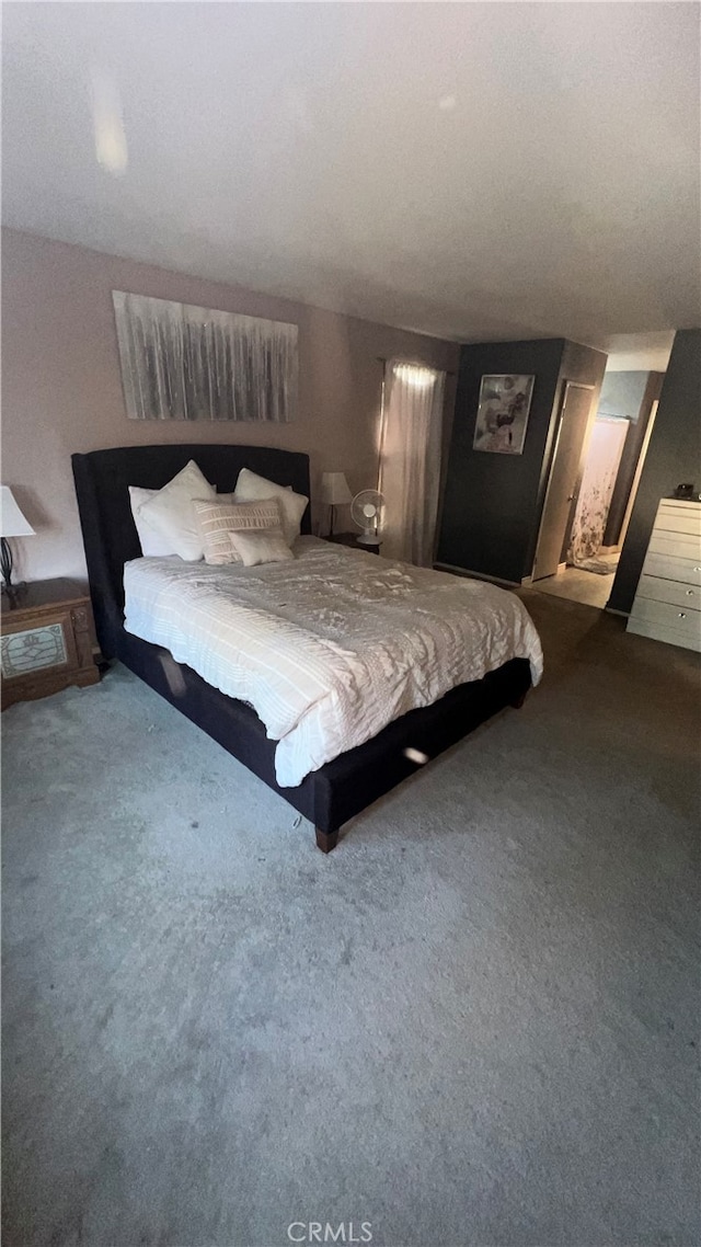 bedroom featuring carpet floors