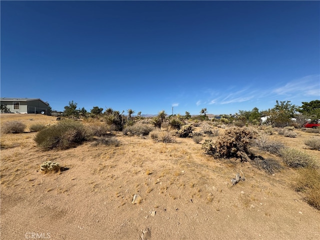 Listing photo 3 for 7218 Juniper Rd, Joshua Tree CA 92252