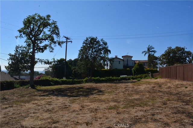 Listing photo 3 for 7339 College Ave, Whittier CA 90602