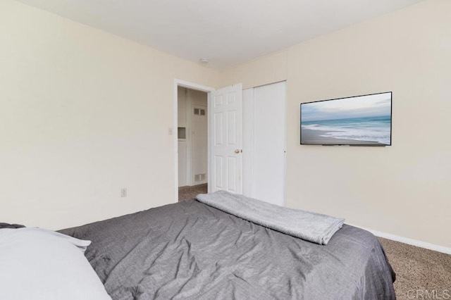 view of carpeted bedroom