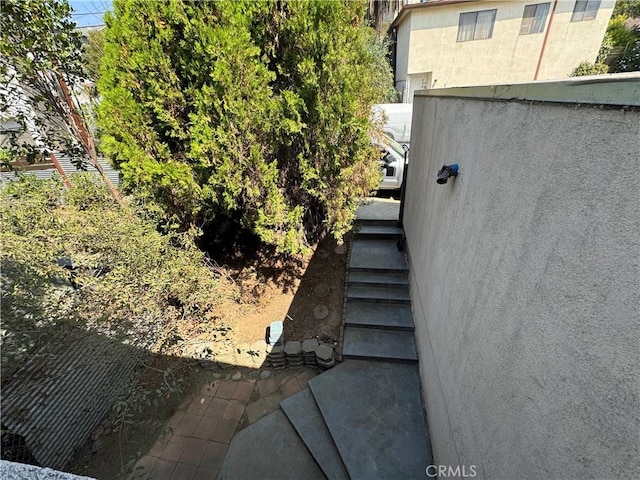 4812 E Seldner Ave, Los Angeles, CA 90032 - view of stairway