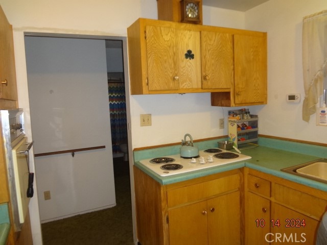 kitchen featuring white electric cooktop