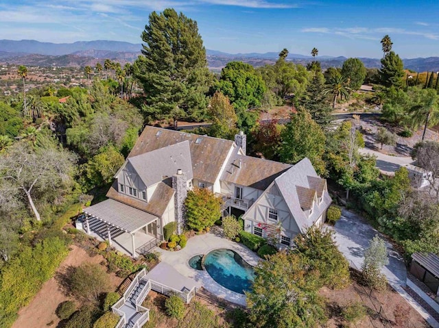 bird's eye view featuring a mountain view