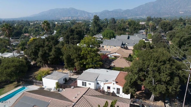 bird's eye view with a mountain view