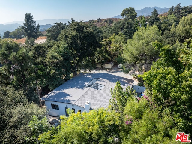 bird's eye view with a mountain view