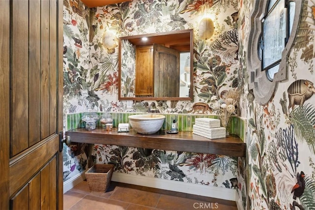 bathroom featuring tile patterned floors and vanity