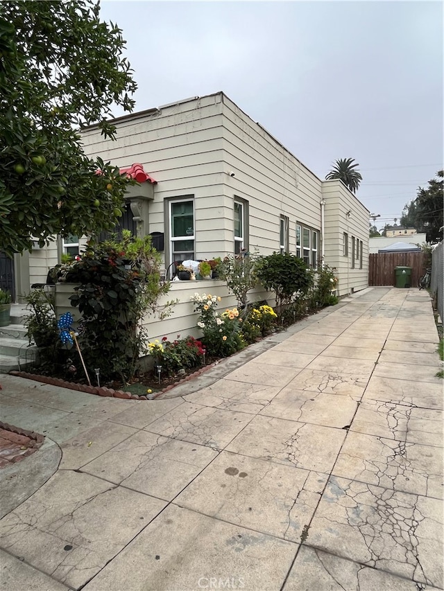 view of home's exterior