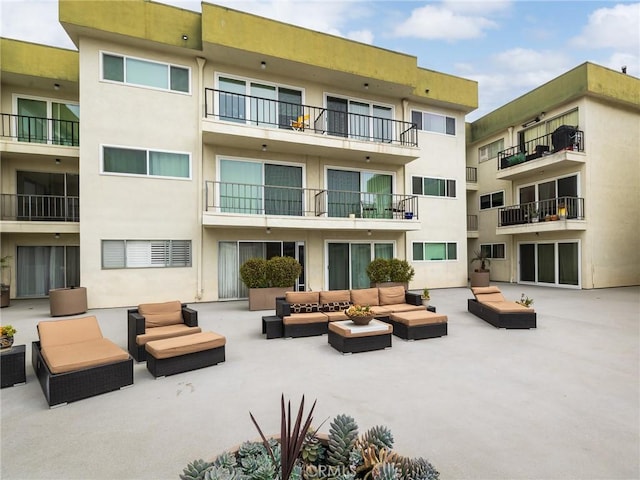 1600 Ardmore Ave Unit 320, Hermosa Beach, CA 90254 - view of apartment building / complex