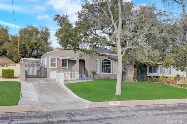 view of front of home with a front yard