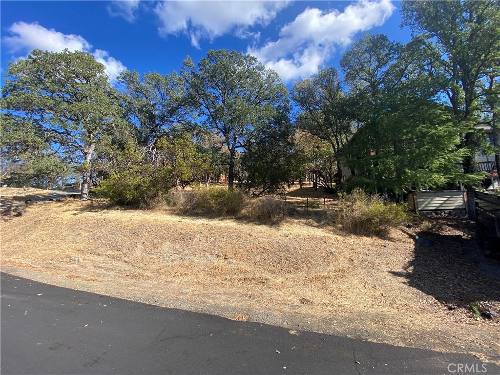 19210 N Shore Ct, Hidden Valley Lake, CA 95467