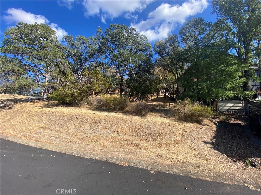 19210 N Shore Ct, Hidden Valley Lake, CA 95467