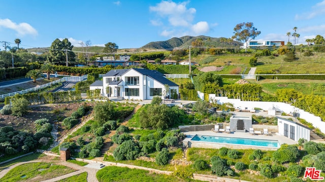 bird's eye view with a mountain view