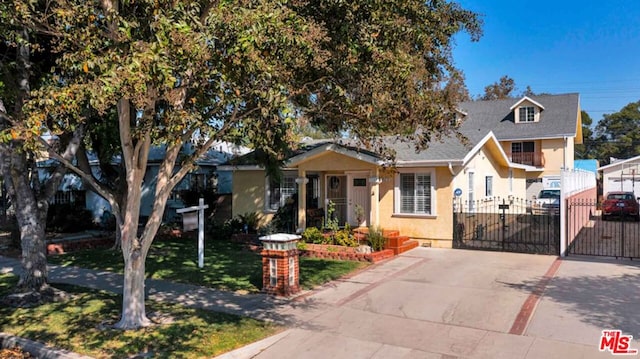 view of front of house