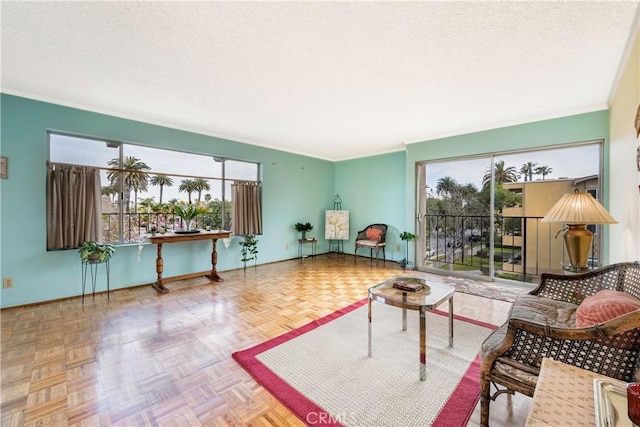 191 Kennebec Ave Unit 301, Long Beach, CA 90803 - living area with ornamental molding and baseboards