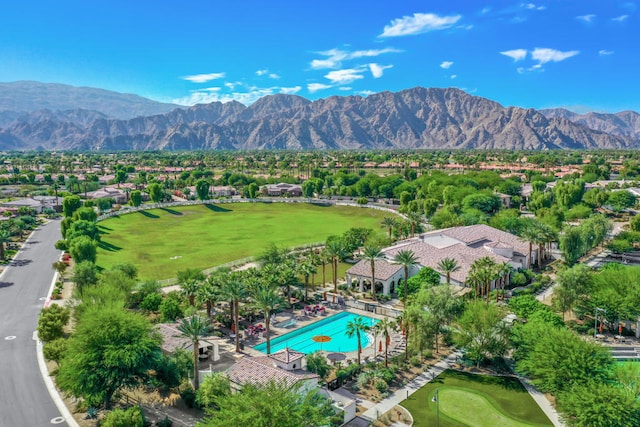 bird's eye view with a mountain view