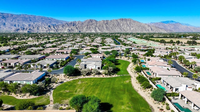 bird's eye view featuring a mountain view