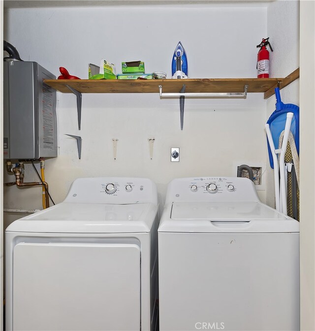 42401 Avalon Rd, Big Bear Lake, CA 92315 - laundry room featuring tankless water heater and washer and clothes dryer