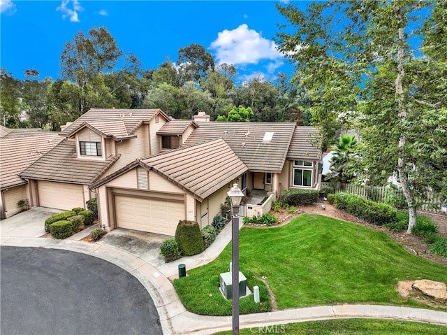 view of front of house with a front yard