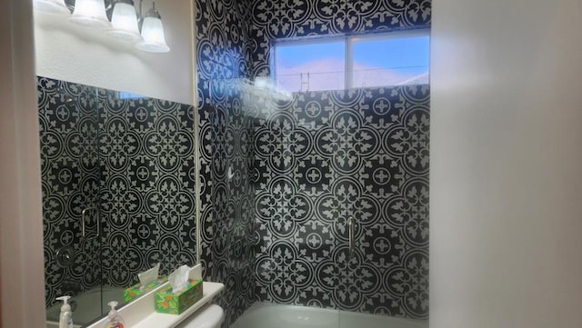 bathroom featuring shower / bath combination