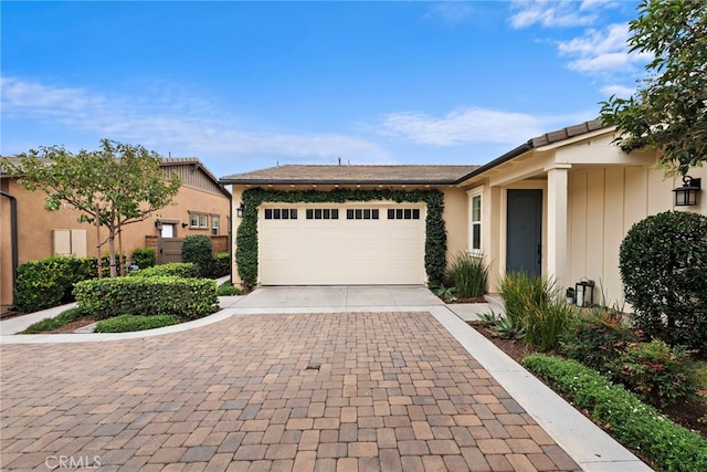 view of front facade with a garage