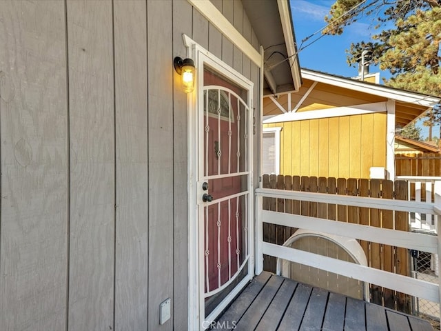 view of entrance to property