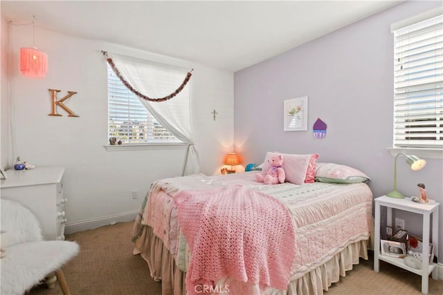 bedroom with carpet flooring