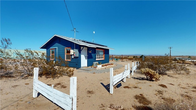 view of home's exterior