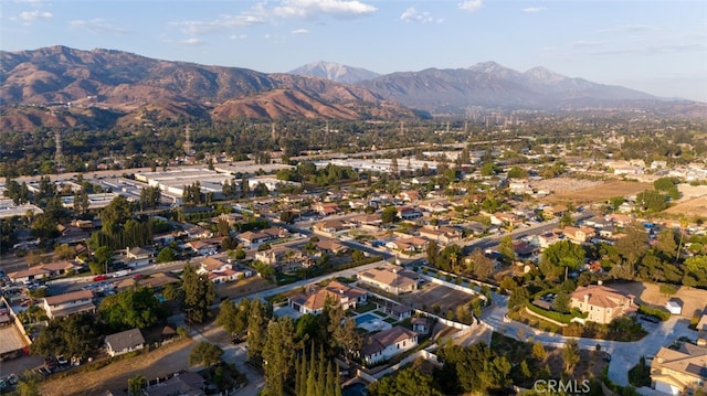 bird's eye view featuring a mountain view