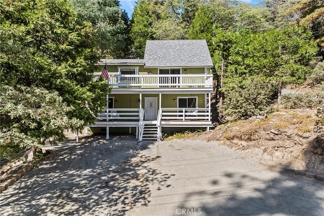 view of front of house with a porch