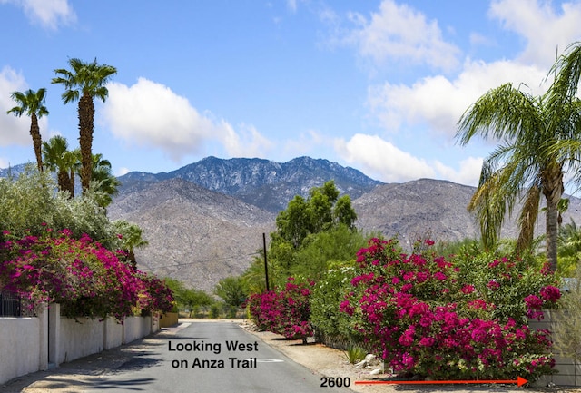 Listing photo 2 for 2600 Anza Trl, Palm Springs CA 92264