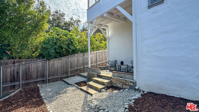 view of yard with a patio area